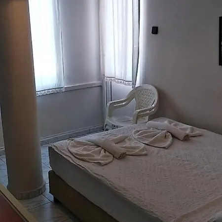 Ladies Beach Hotel 3*