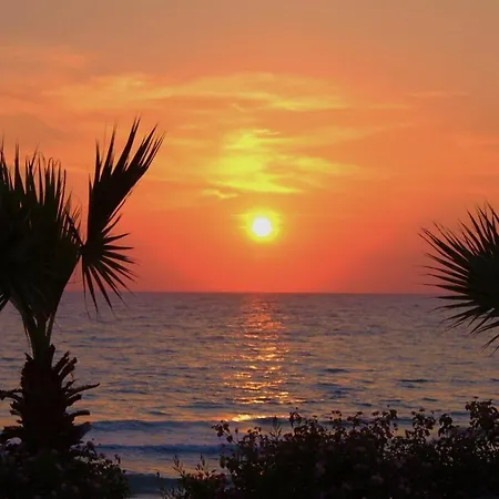 Ladies Beach 3* Kusadasi