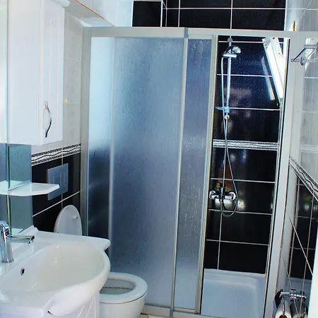 Hotel Ladies Gokcealan